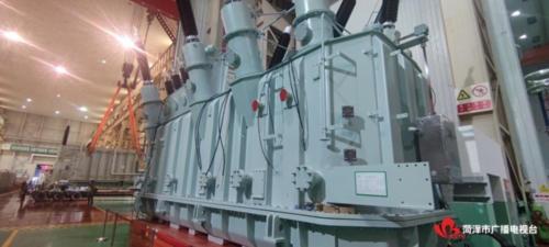 全市工业重点项目现场观摩 成武县山东达驰电气智能化工厂——传输设备引领产业升级